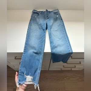 Abercrombie ultra high rise ankle straight jeans size 4 short